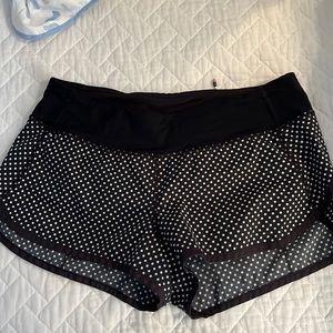 Polka dot lulu lemon shorts